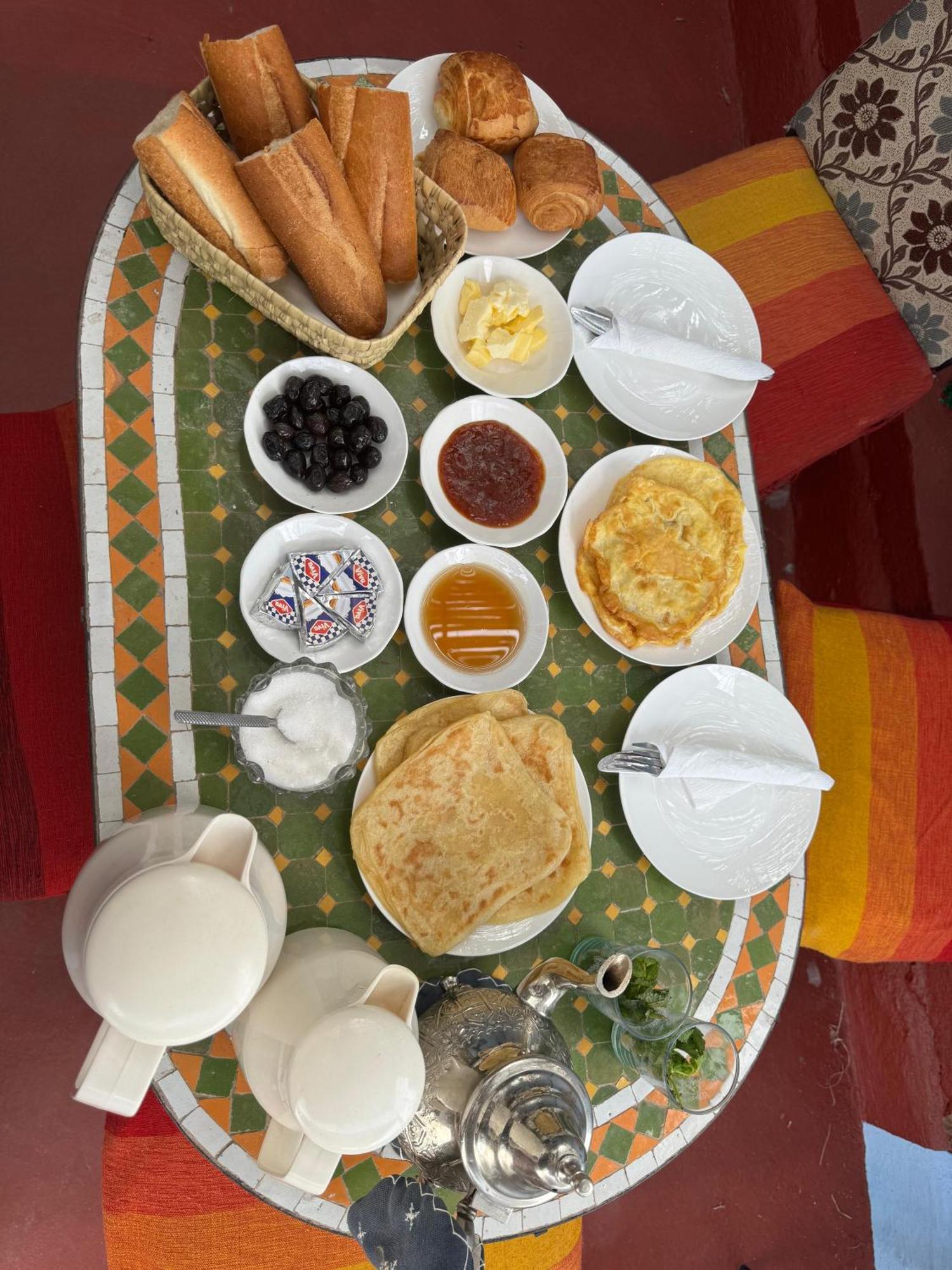 فندق Dar Enouiina فاس المظهر الخارجي الصورة